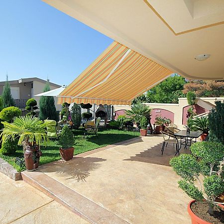 Villa Jupok Bar Dış mekan fotoğraf