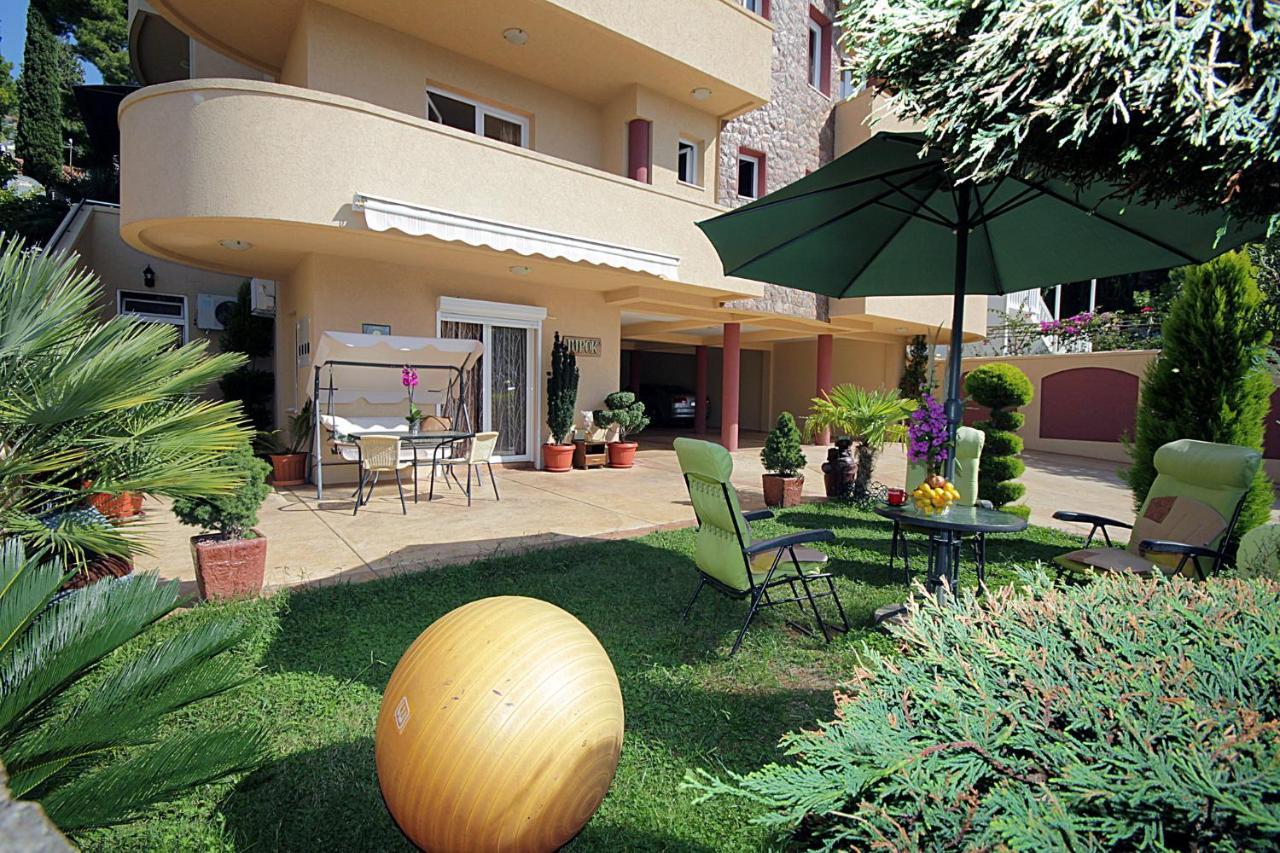 Villa Jupok Bar Dış mekan fotoğraf