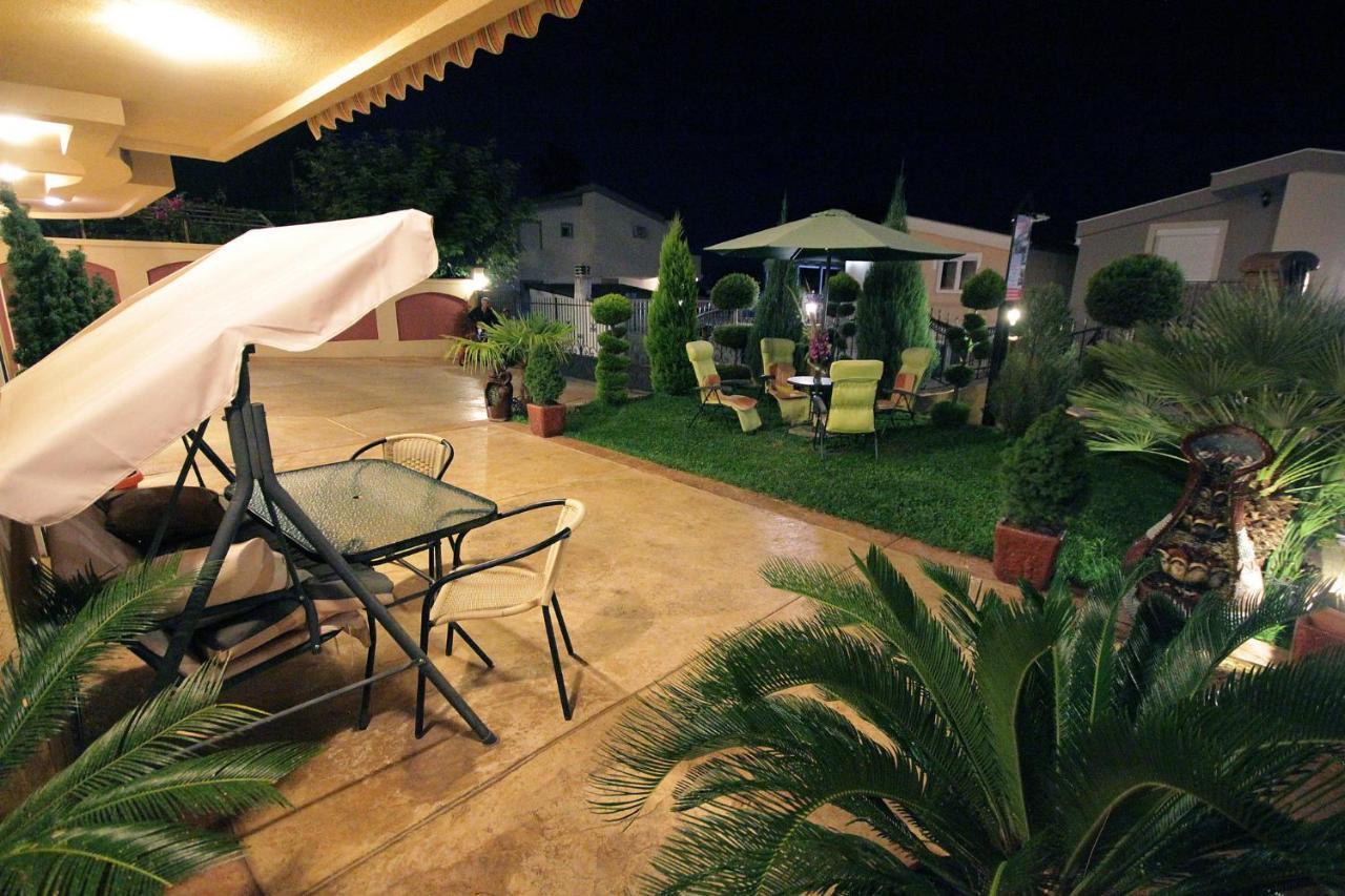 Villa Jupok Bar Dış mekan fotoğraf
